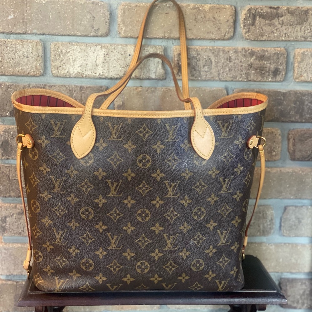 Authentic Louis Vuitton Never-Full Bag.